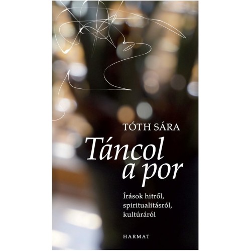 Táncol a por